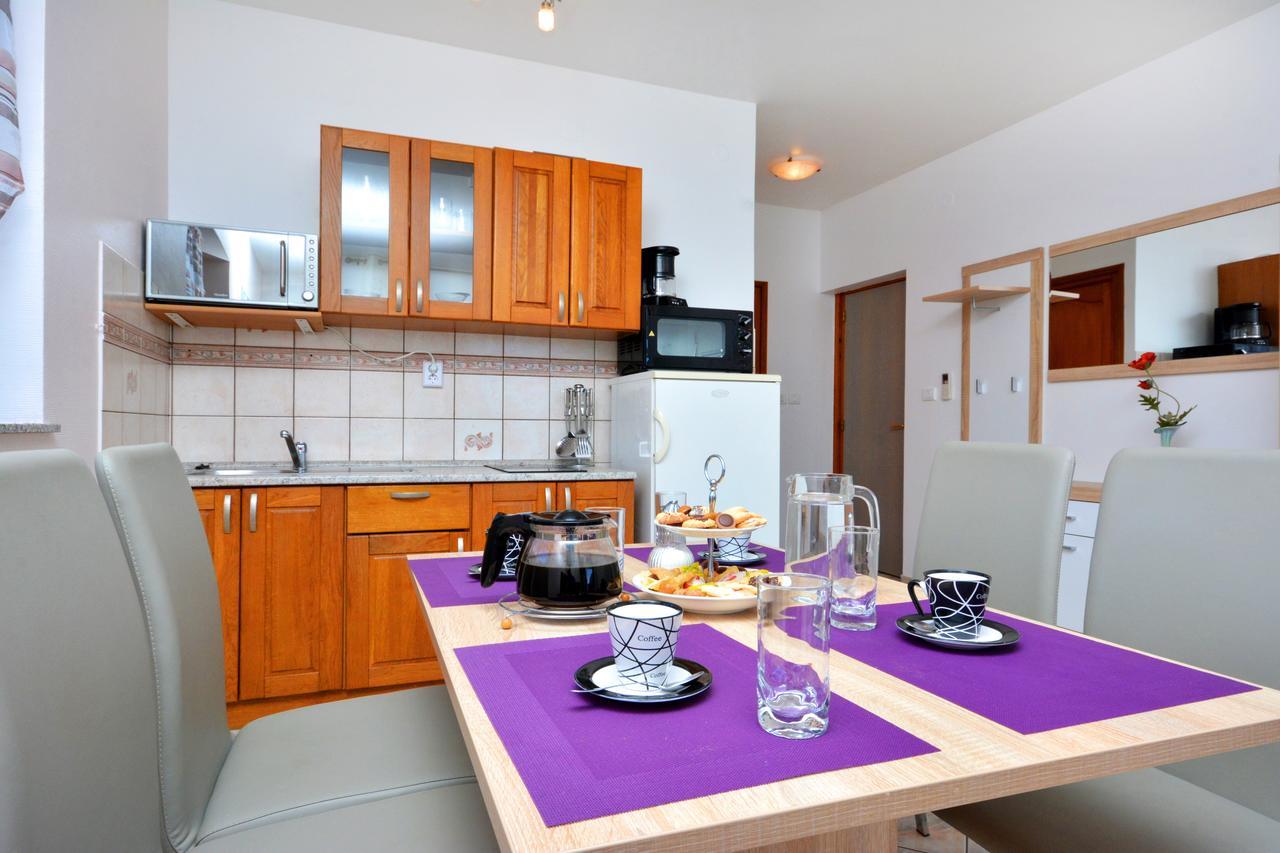 Villa Paris Nečujam Екстериор снимка