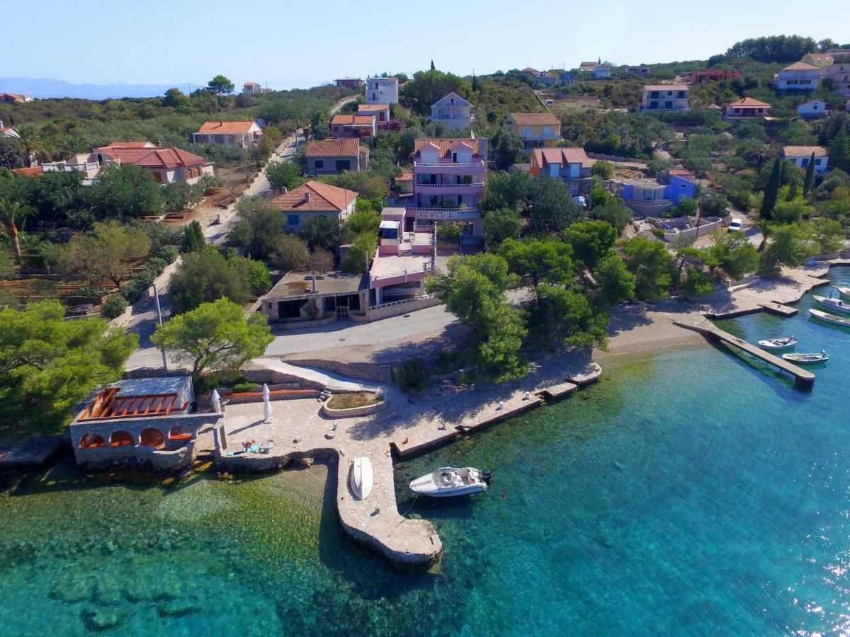 Villa Paris Nečujam Екстериор снимка