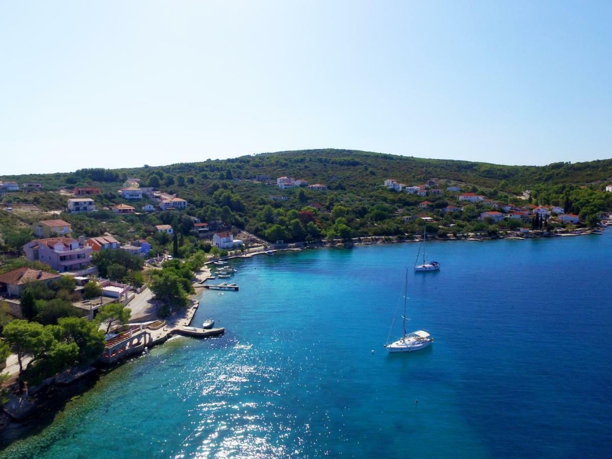 Villa Paris Nečujam Екстериор снимка
